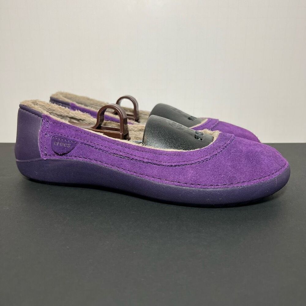 Womens CROCS Berryessa Purple Suede Fur Lined Ballet Flats / Size 7